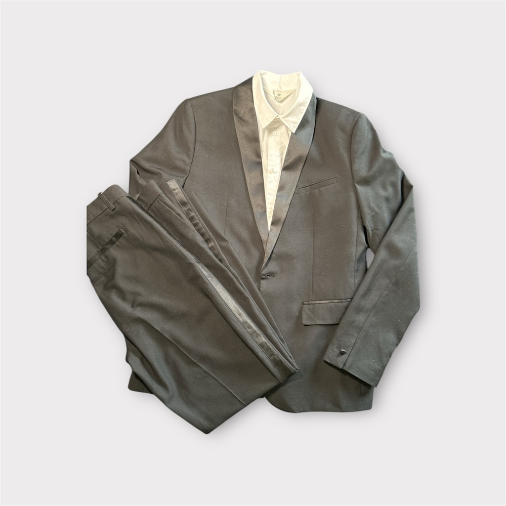 H&M Elegant Tuxedo Black Blazer & Pants